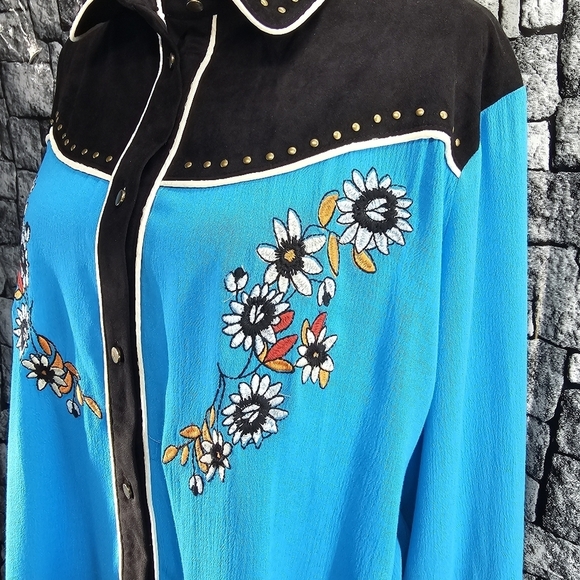 John Moon Texas cowgirl XXL Button down western top with fringe.  Teal/black - Picture 6 of 16